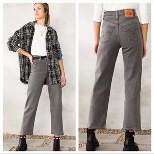 Levi’s Ribcage Straight Ankle Jeans in Cosmic Chatter Size 24